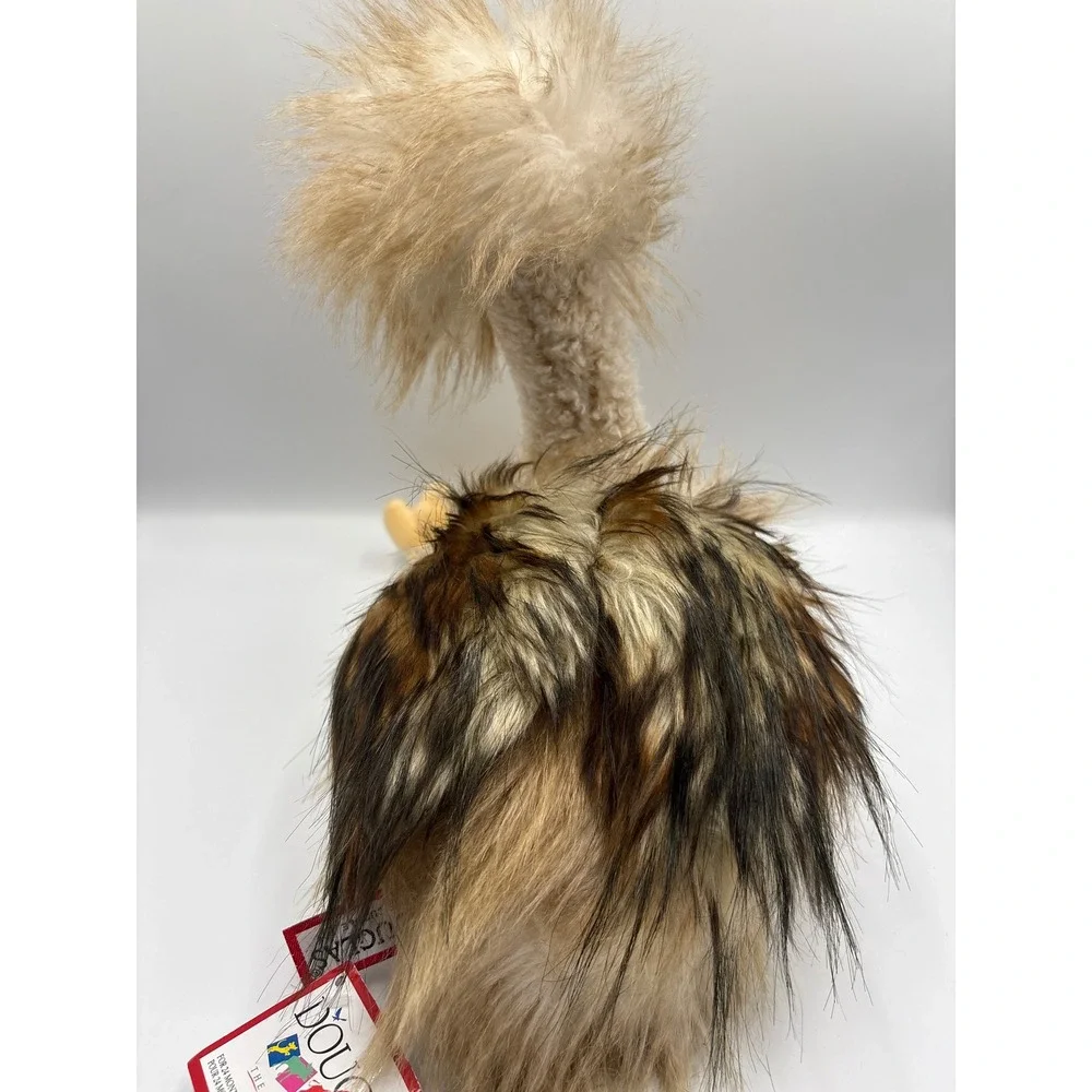Douglas olivia ostrich